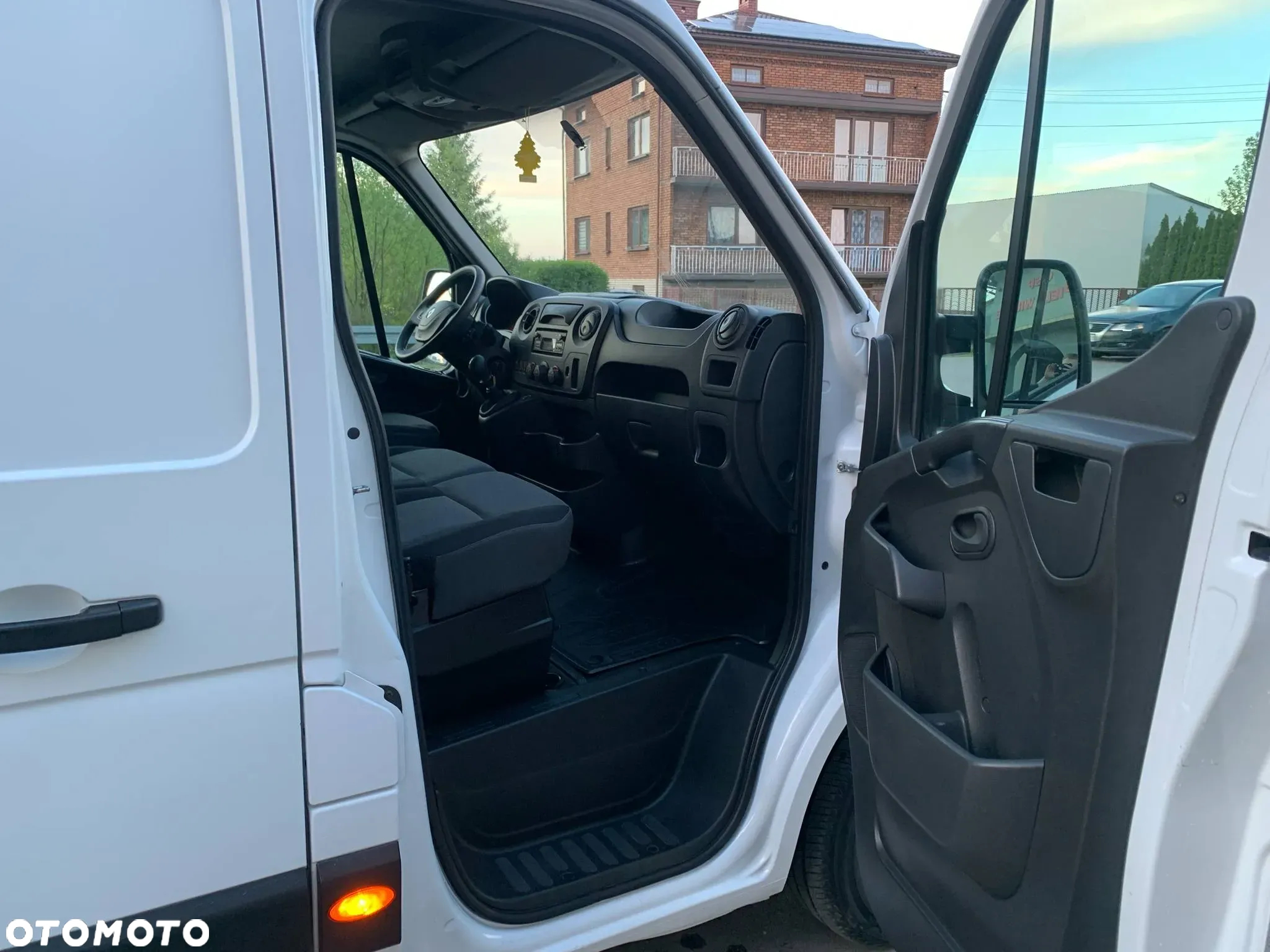 Renault Master Long Bluetooth - 23