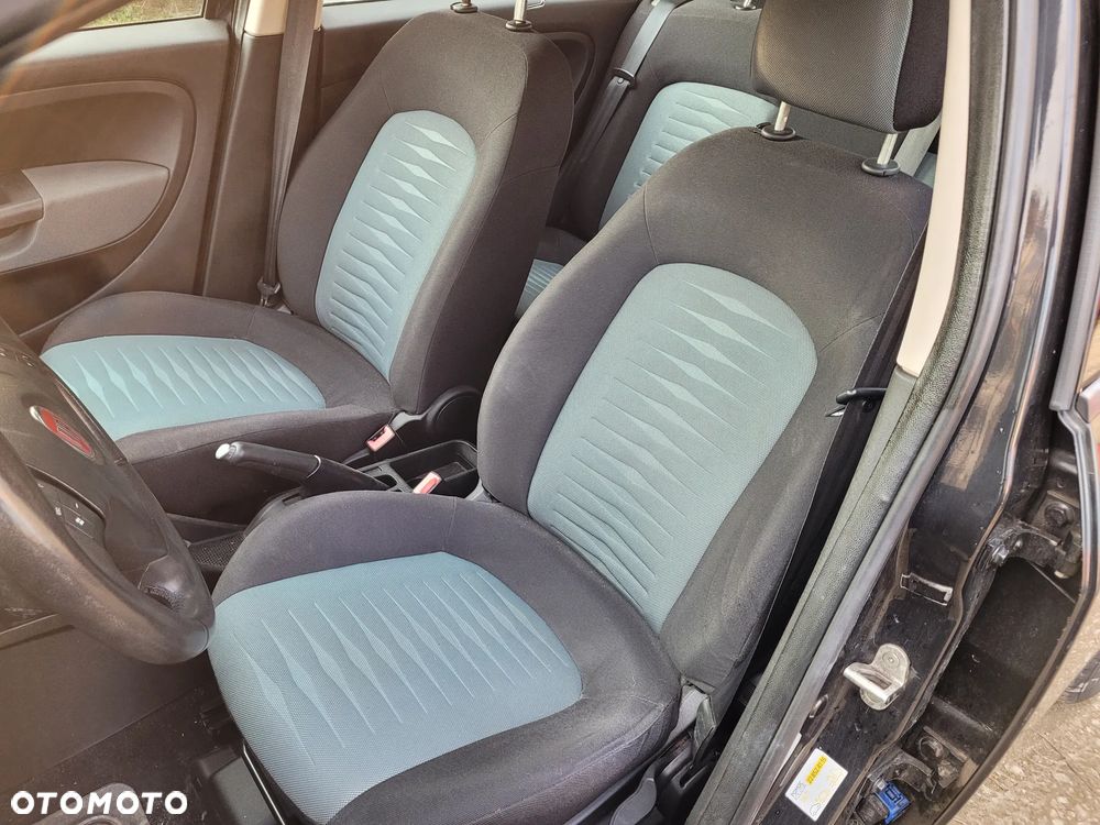 Fiat Punto - 10