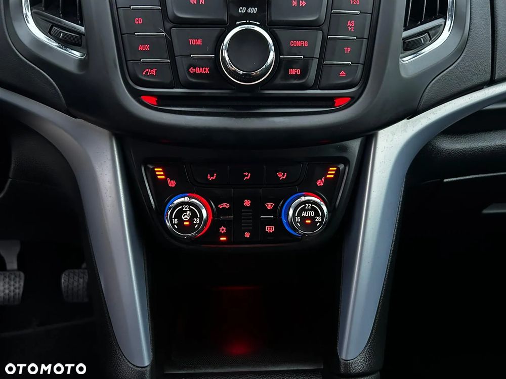 Opel Zafira 1.4 Turbo (ecoFLEX) Start/Stop Active - 32