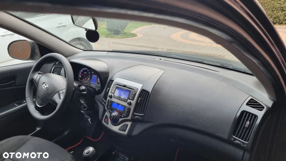 Hyundai i30 1.4 Edition 20 - 14