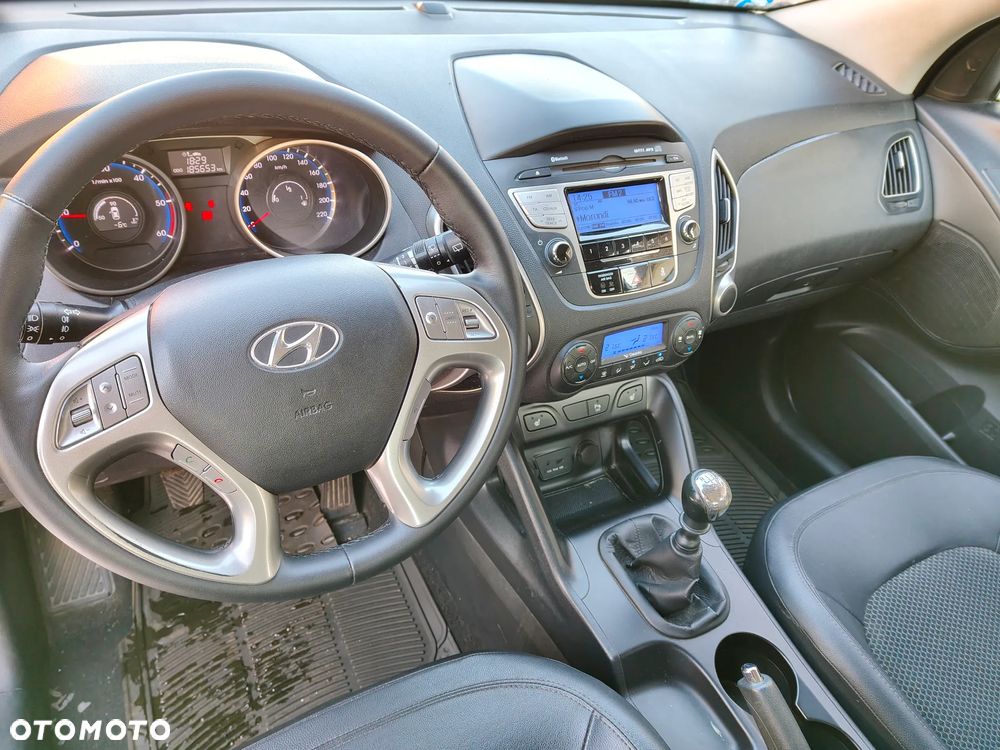 Hyundai ix35 1.7 CRDi 2WD blue Style - 17
