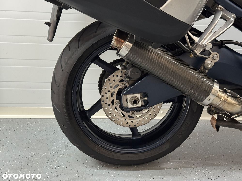 Yamaha FZ - 6