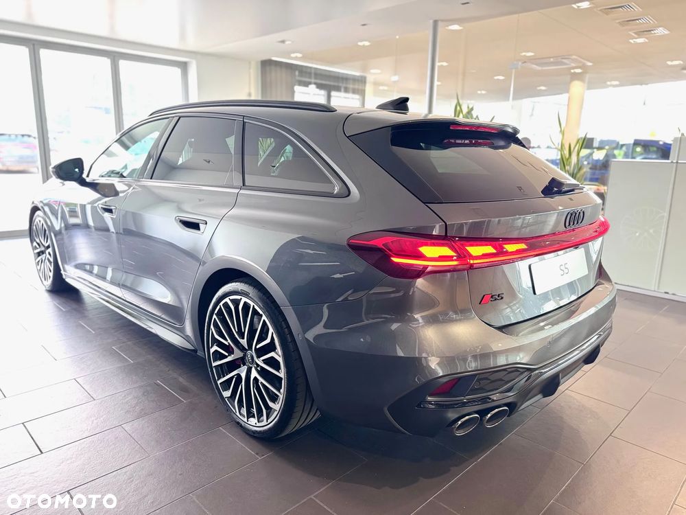 Audi S5 Avant - 9