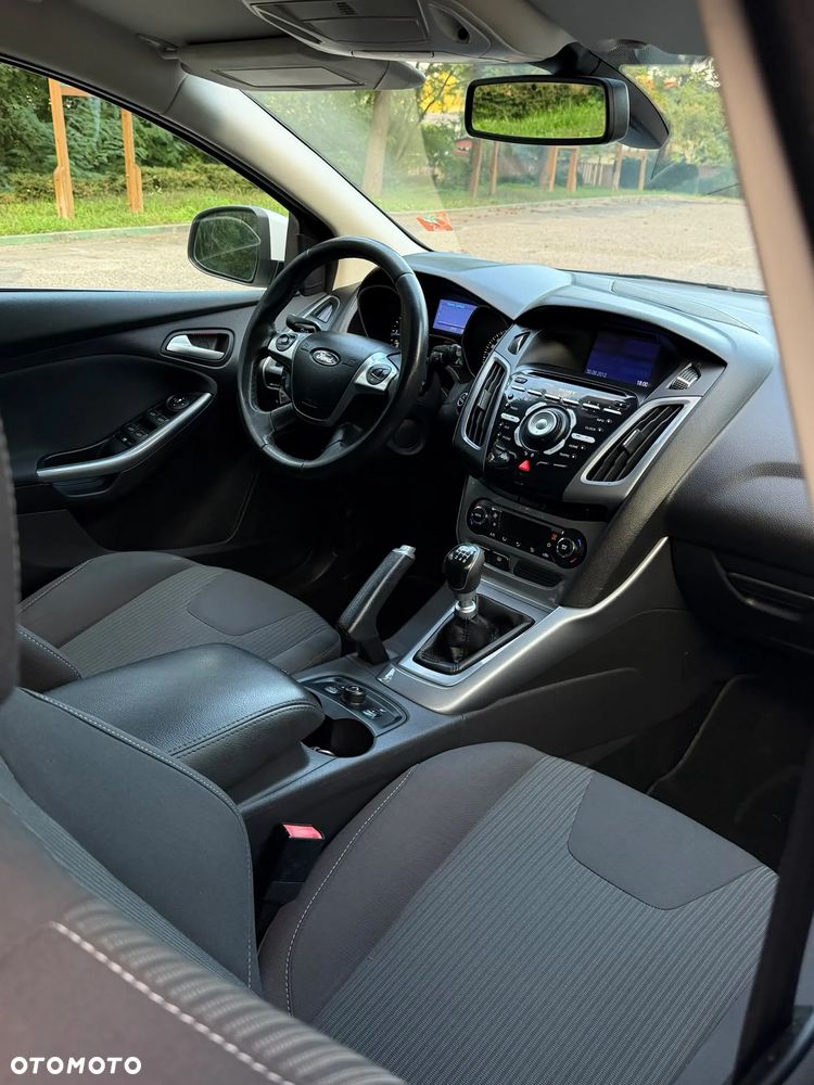 Ford Focus - 17