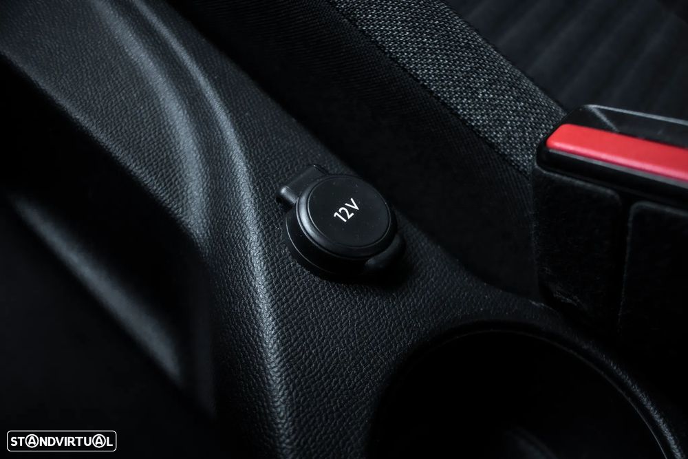 Peugeot 208 1.2 PureTech Active - 20