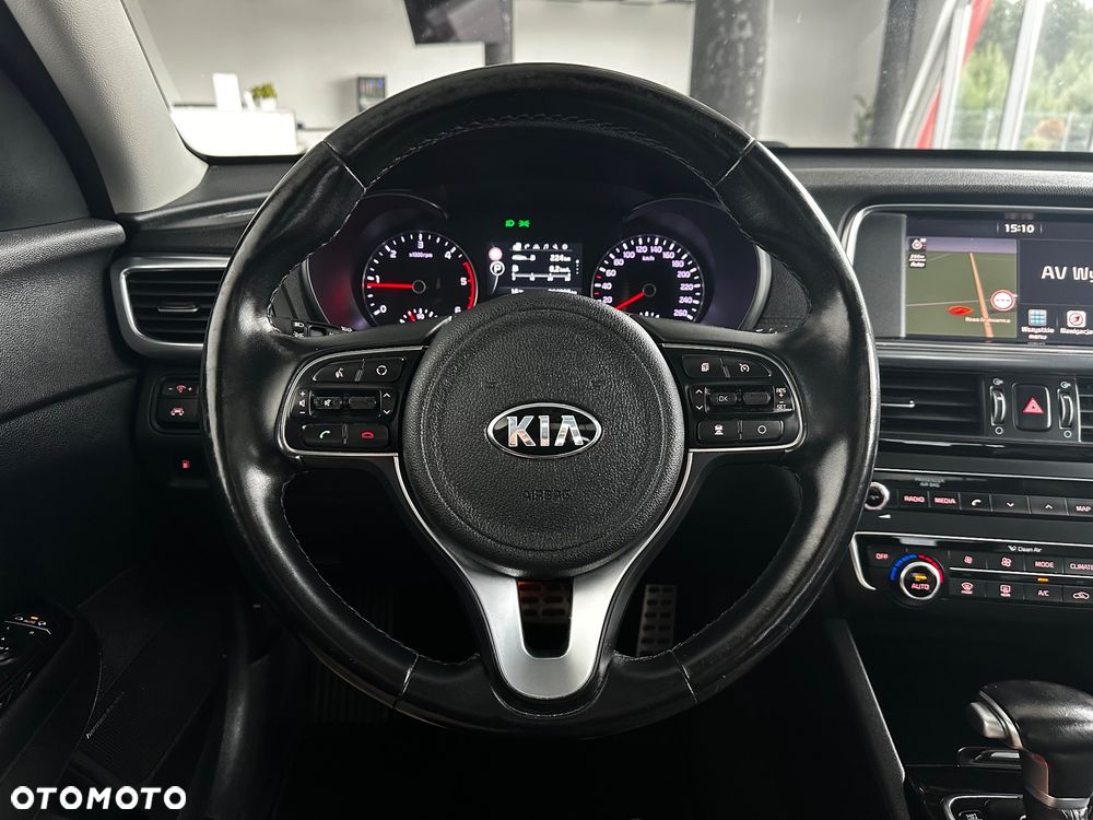 Kia Optima - 29