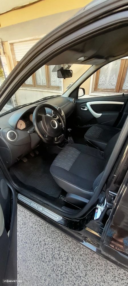 Dacia Logan 1.5 dCi Confort Business - 9