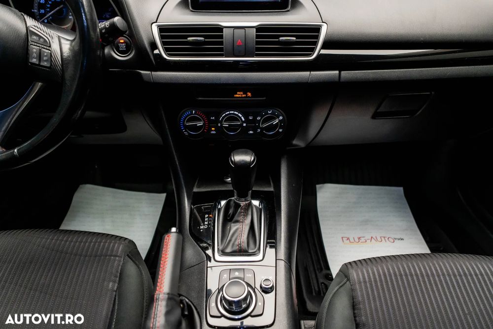 Mazda 3 - 17