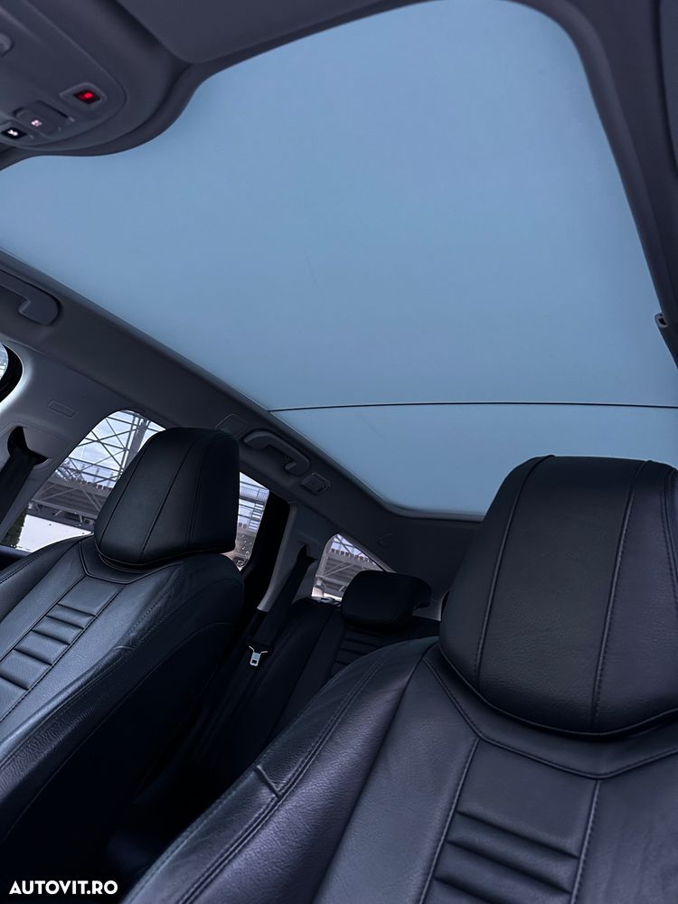 Peugeot 308 SW 1.2 L PureTech Turbo Allure - 11