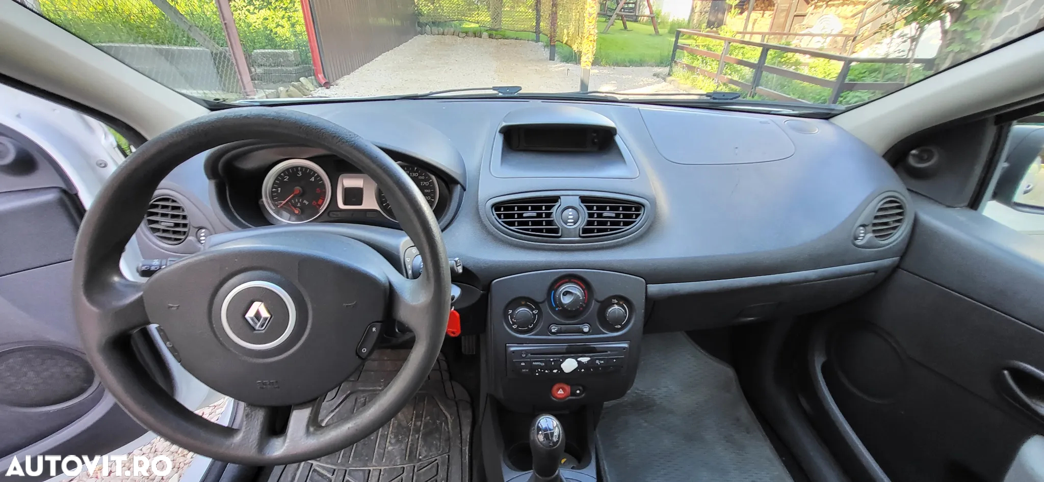 Renault clio - 13