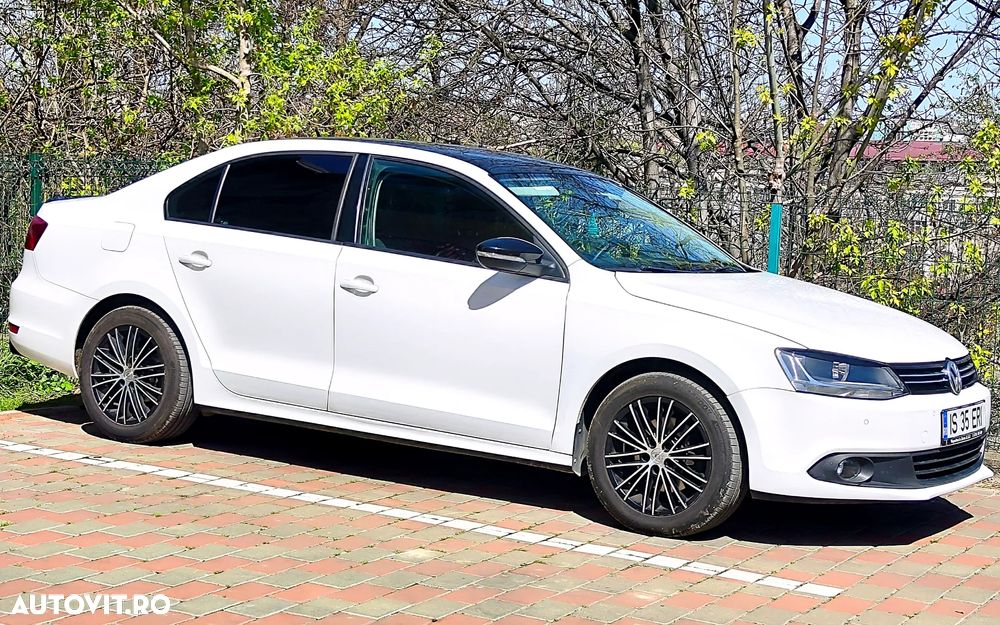 Volkswagen Jetta 1.6 TDI CR DPF Comfortline - 4