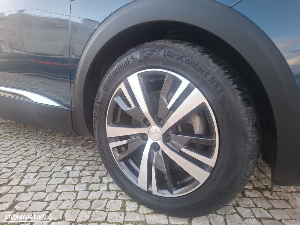 Peugeot 3008 1.6 Hybrid Allure e-EAT8 - 53