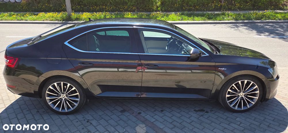 Skoda Superb 2.0 TSI L&K DSG - 5