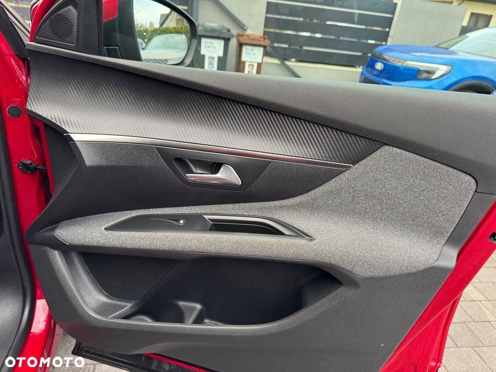 Peugeot 5008 BlueHDi 130 EAT8 Allure - 25