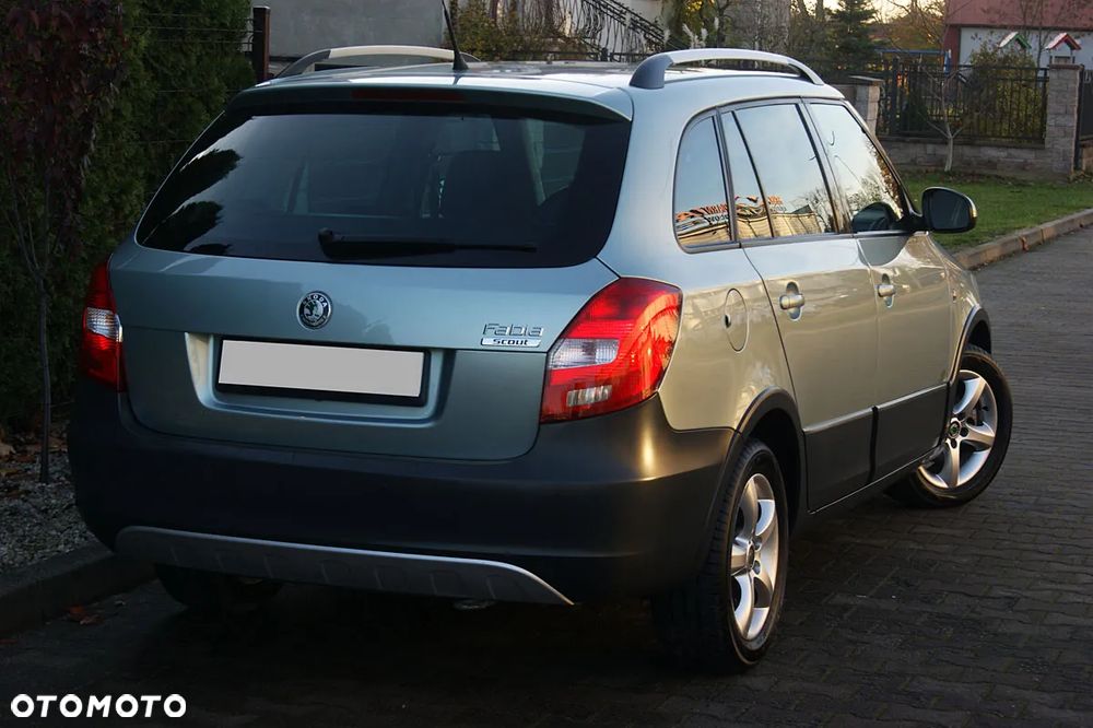 Skoda Fabia 1.2 TSI Scout - 5