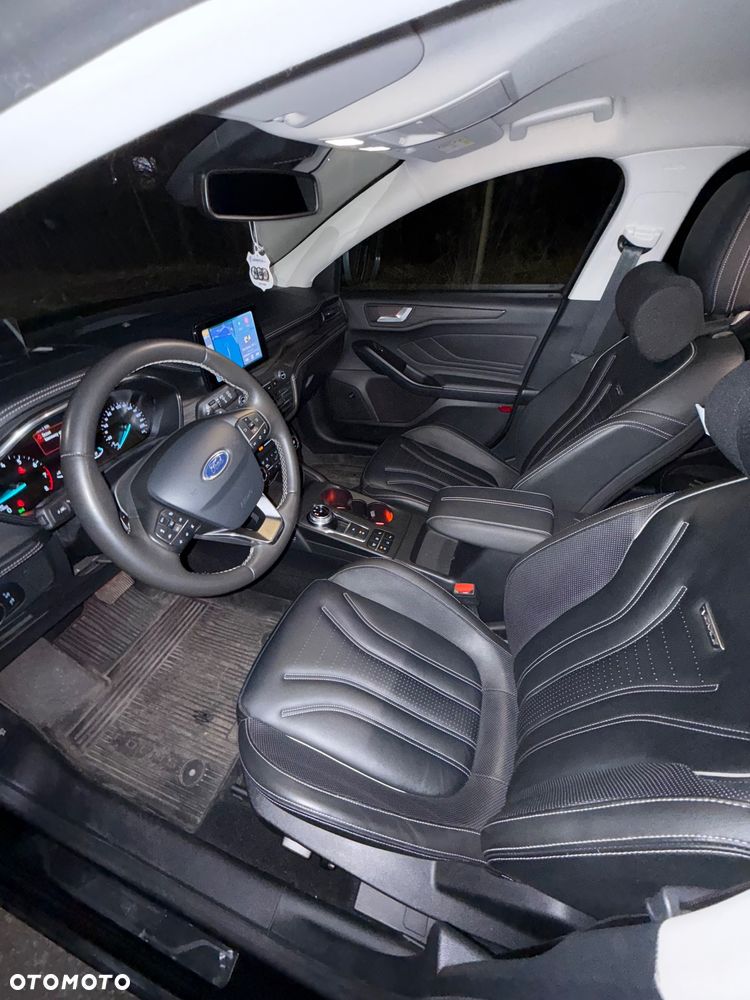 Ford Focus 1.5 EcoBoost Vignale - 6