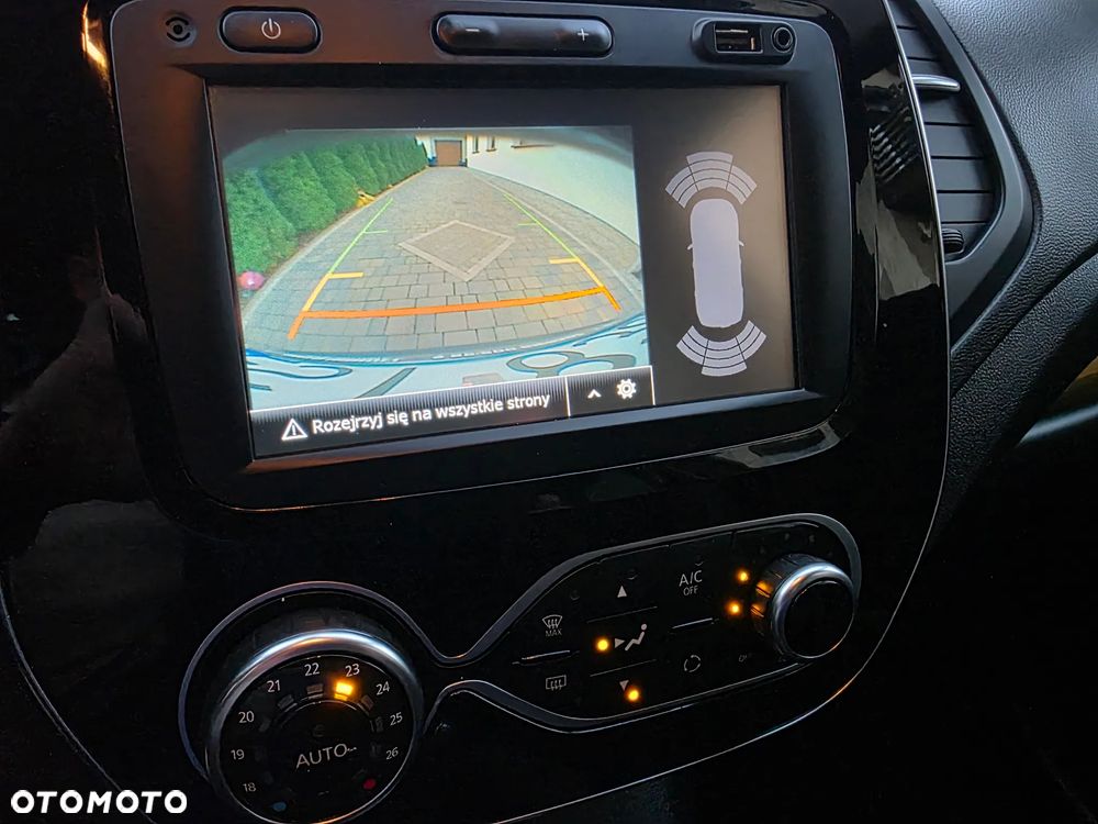 Renault Captur - 24