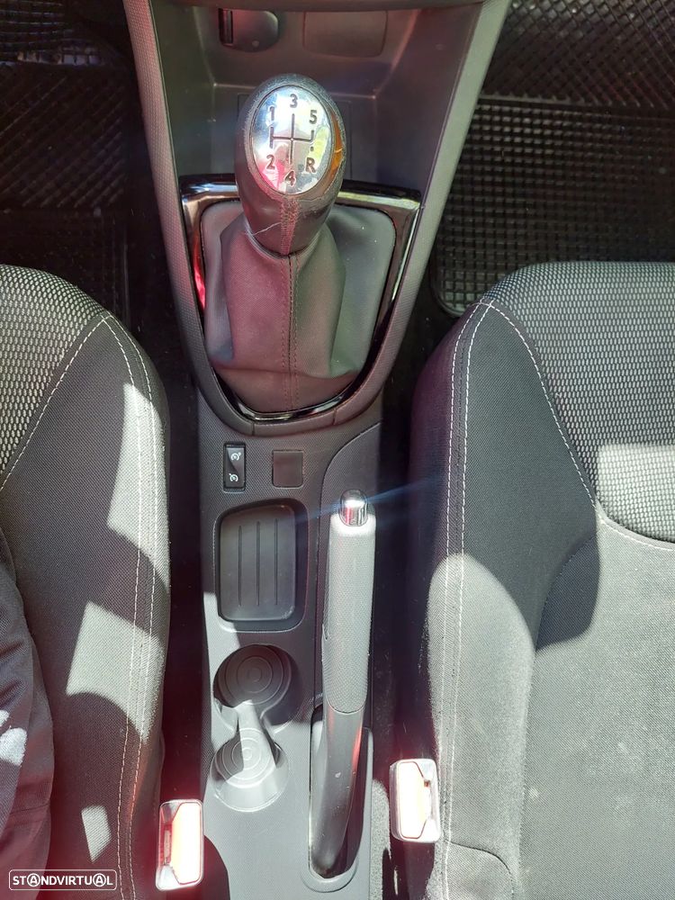 Renault Clio 0.9 TCE Dynamique S - 12