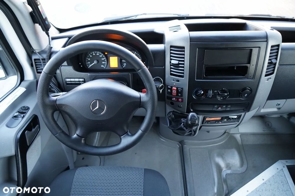 Mercedes-Benz / SPRINTER / SPROWADZONY / - 23