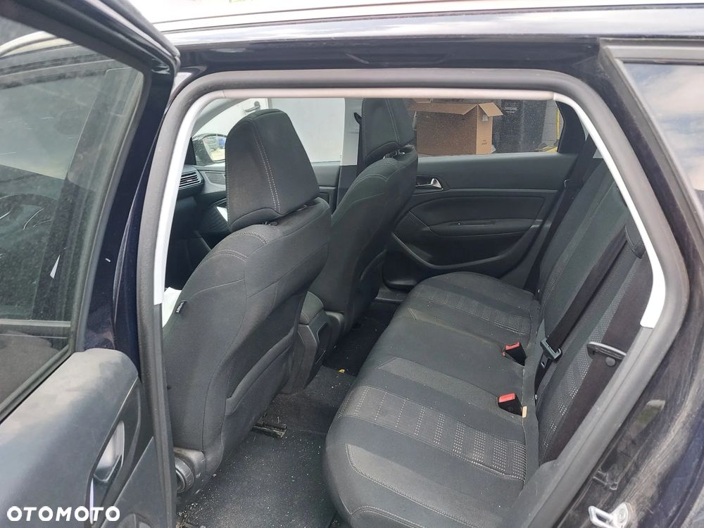 Peugeot 308 BlueHDi 120 Stop & Start Active - 8