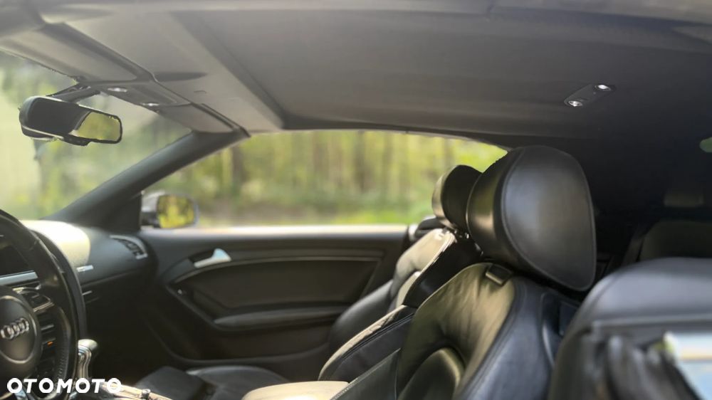 Audi A5 Cabrio - 32