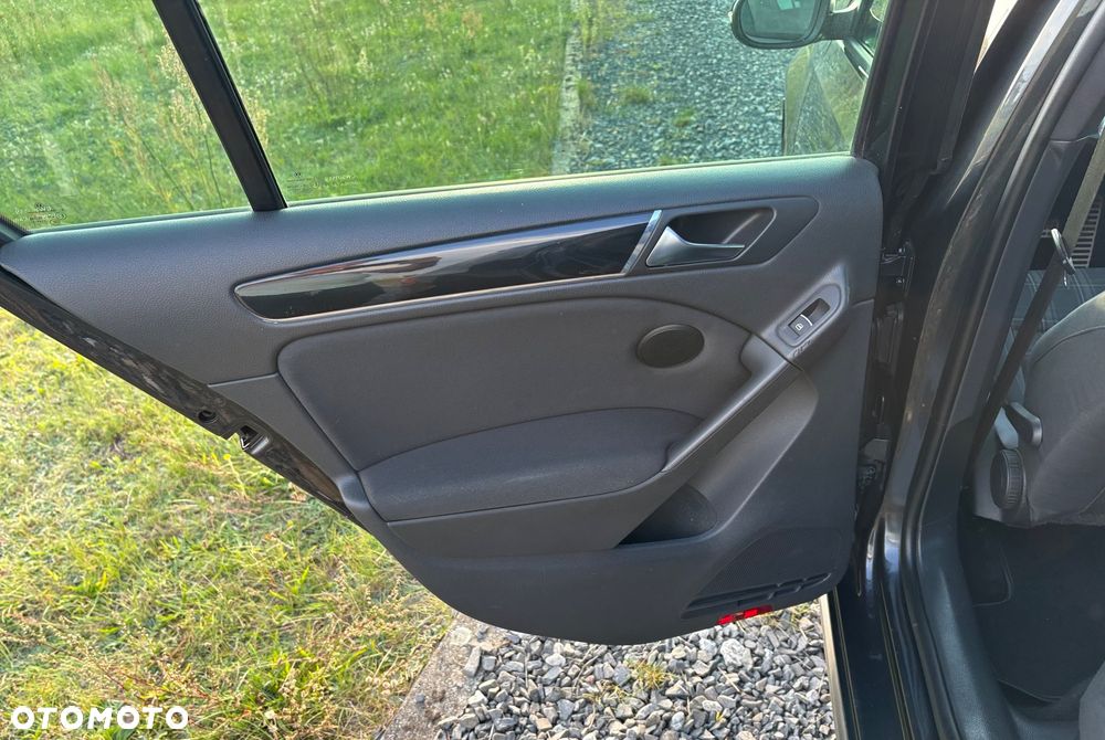Volkswagen Golf 2.0 TDI DPF GTD - 17