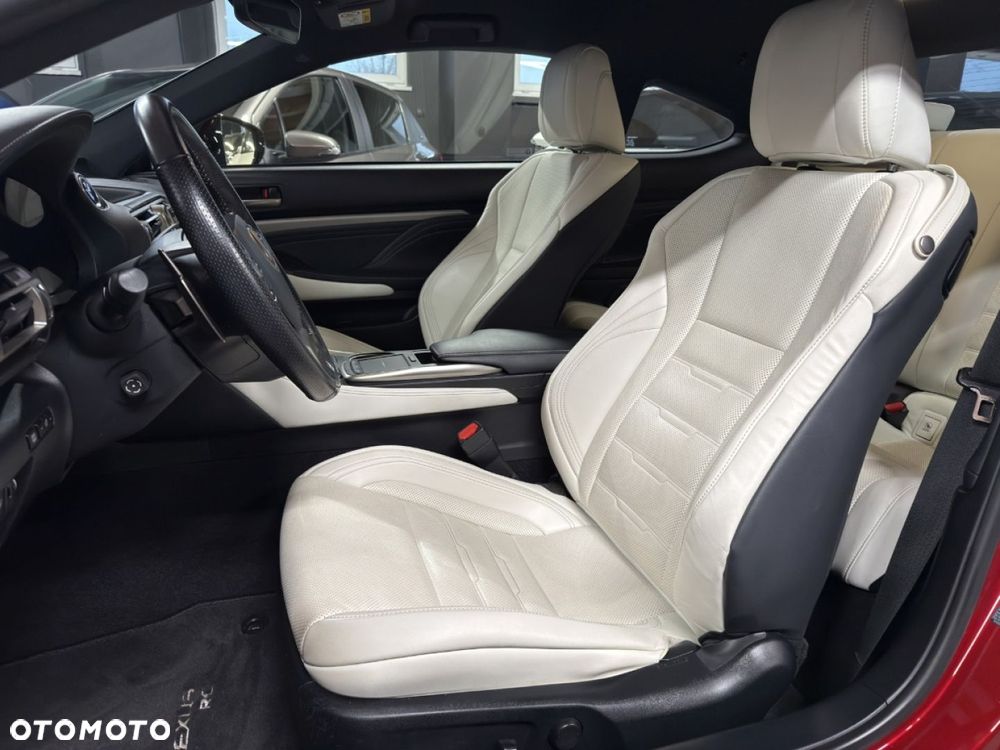 Lexus RC 300h F Sport - 18