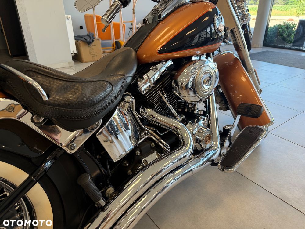 Harley-Davidson Softail Deluxe - 3