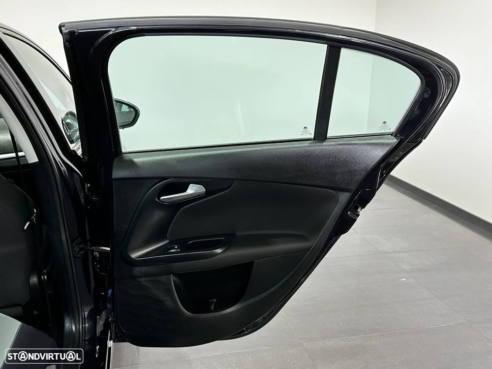 Fiat Tipo Station Wagon 1.3 M-Jet Lounge - 43