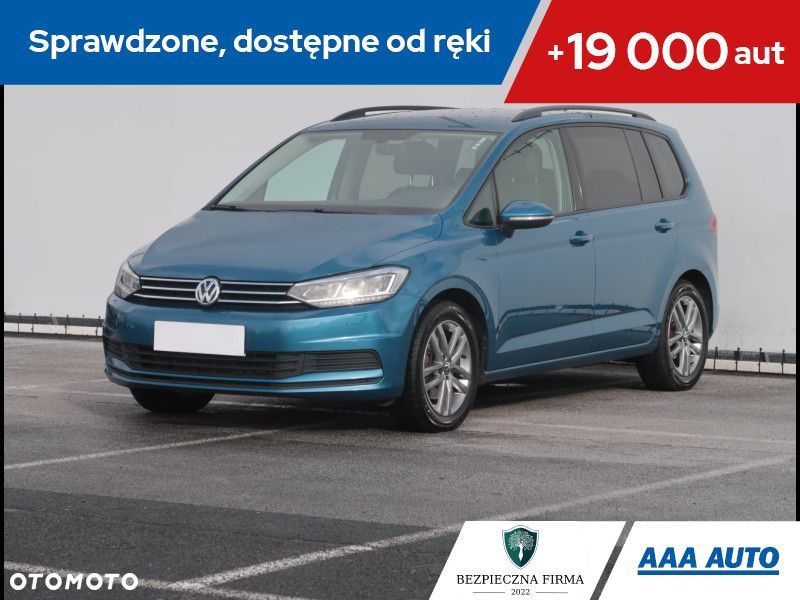 Volkswagen Touran - 1