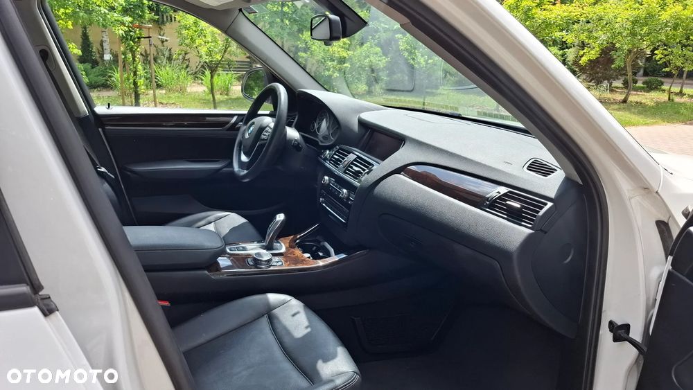 BMW X3 xDrive28i Sport-Aut xLine - 10
