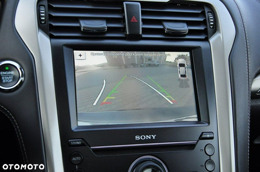 Ford Mondeo - 38