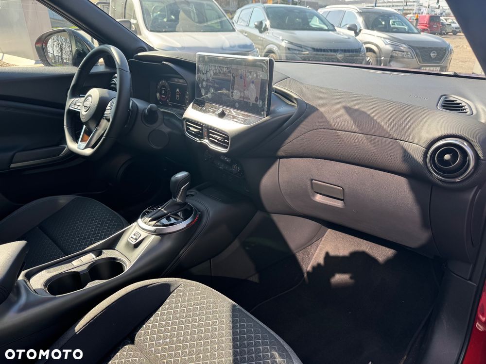 Nissan Juke 1.0 DIG-T N-Connecta DCT - 12
