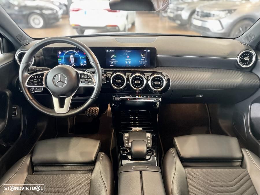 Mercedes-Benz A 250 e Style Plus - 32