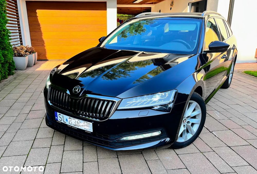 Skoda Superb 2.0 TDI SCR Ambition DSG - 9