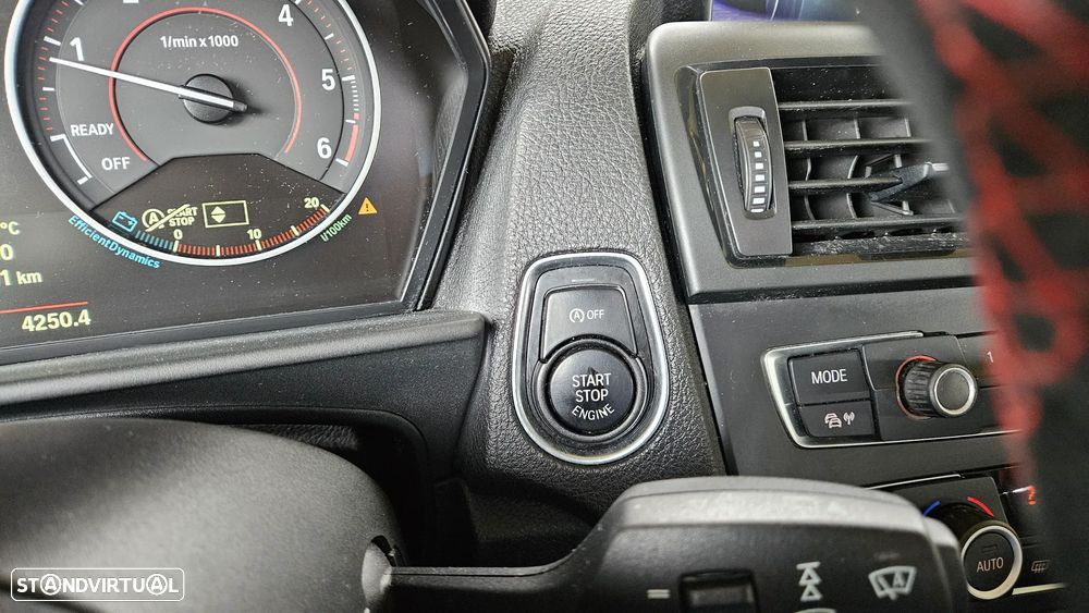 BMW 120 d xDrive Sport Line - 30