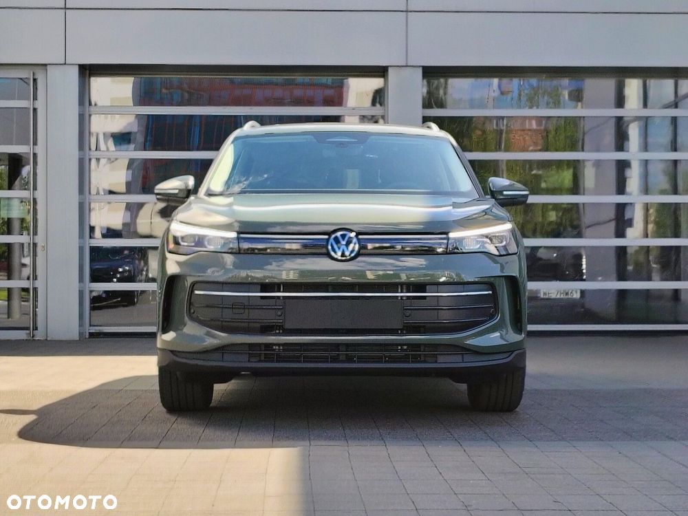 Volkswagen Tiguan - 2