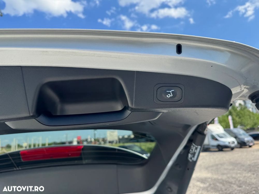 Ford Focus 1.5 EcoBlue Start-Stopp-System Aut. TITANIUM X - 12