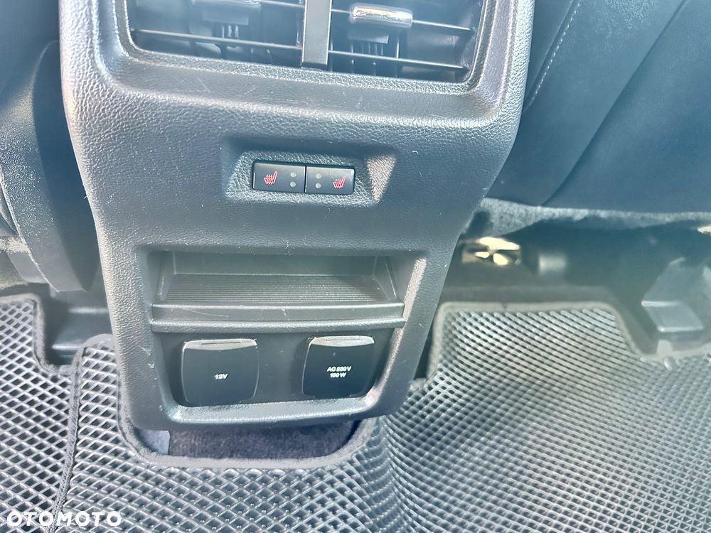 Ford Edge 2.0 TDCi Bi-Turbo 4x4 Sport - 28