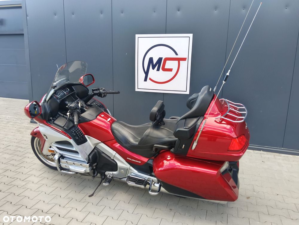 Honda GL - 9
