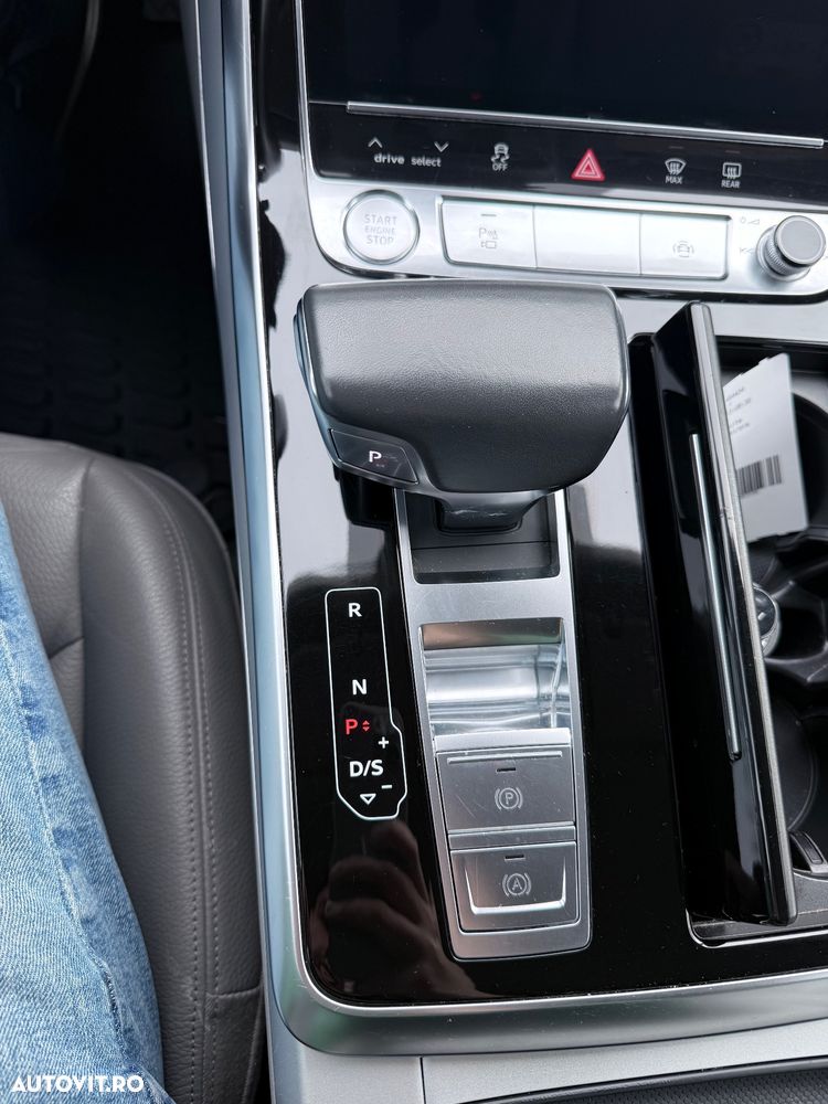 Audi Q8 - 11