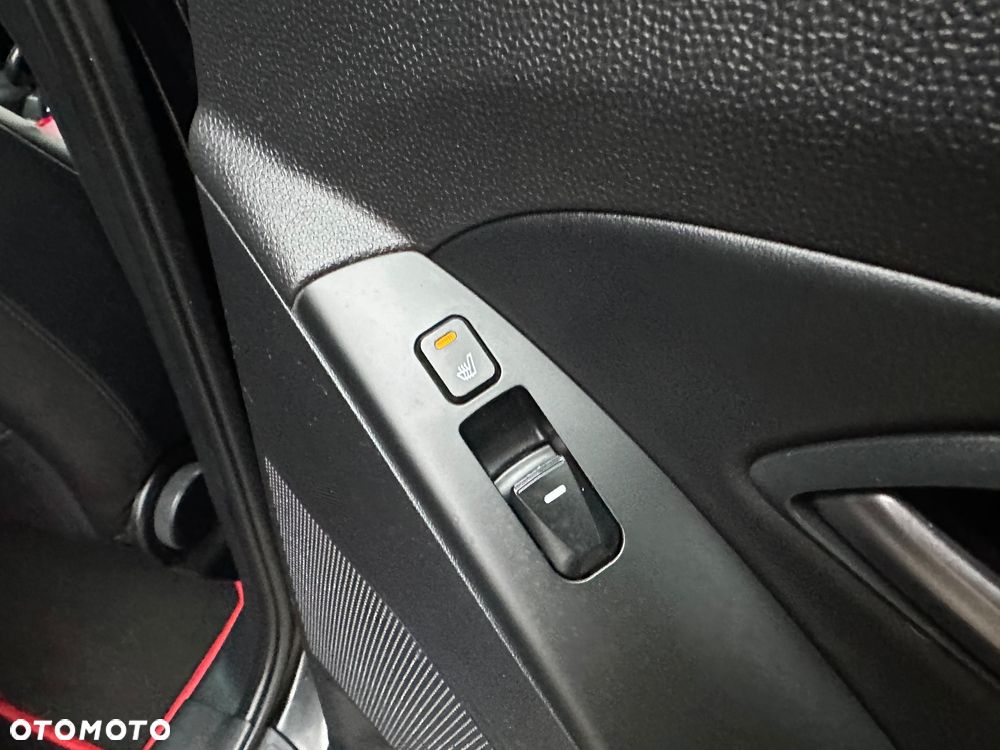 Hyundai ix35 1.6 GDI Premium 2WD - 18