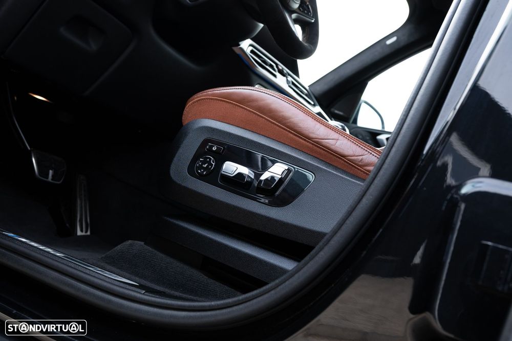 BMW X7 M50d - 18