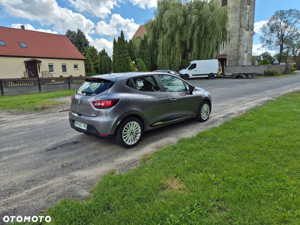 Renault Clio dCi 90 Dynamique - 17