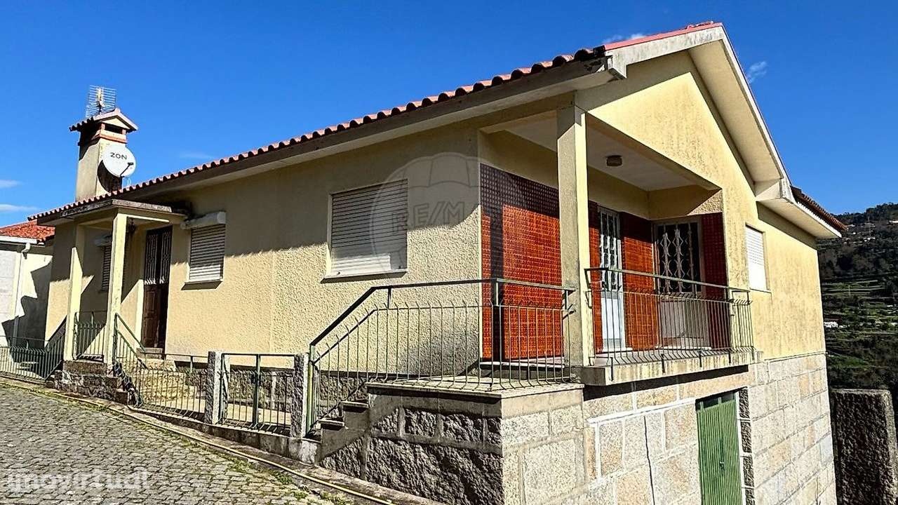 Moradia T4 para venda - Grande imagem: 2/15