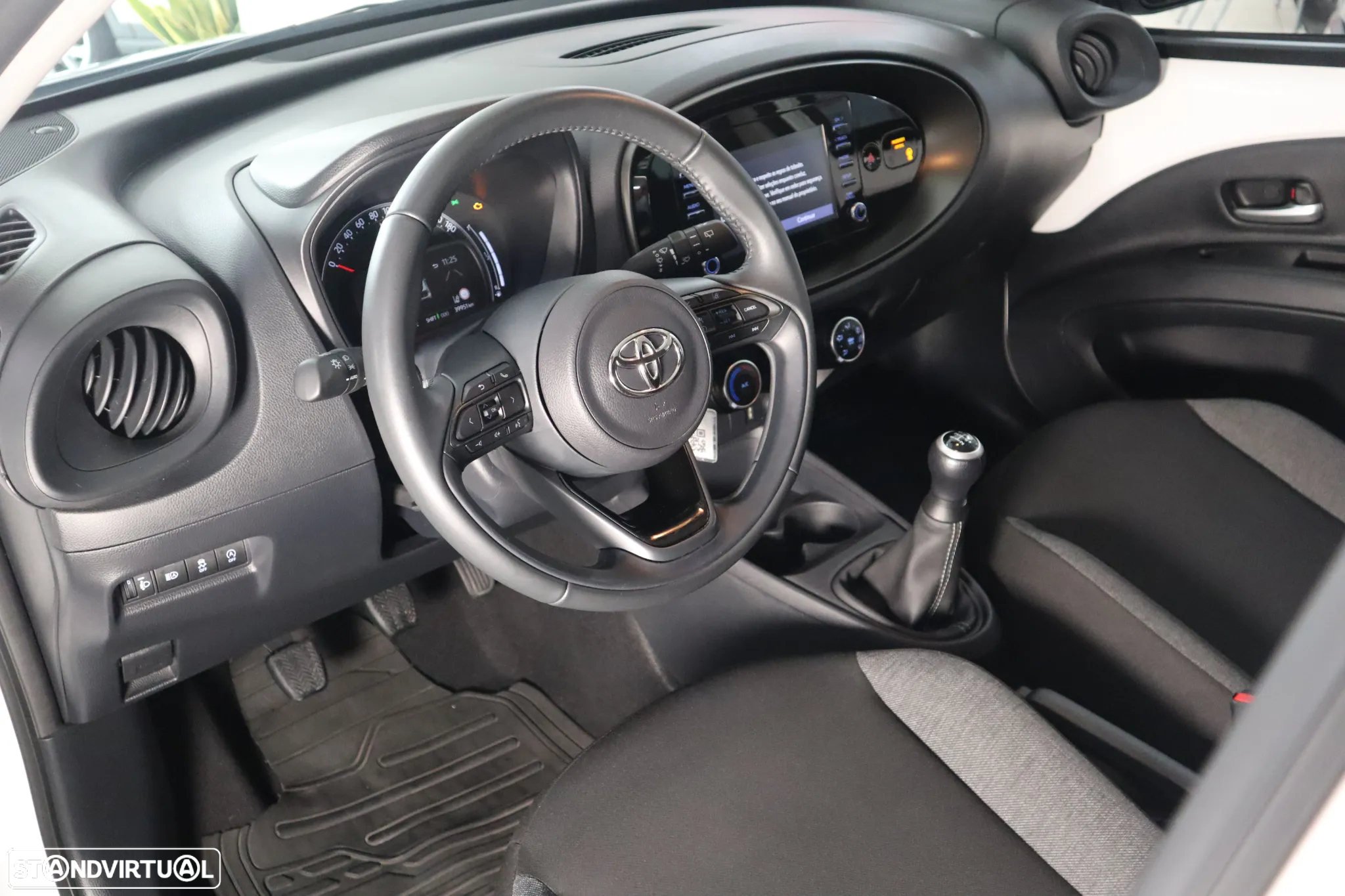 Toyota Aygo X 1.0 Play - 12