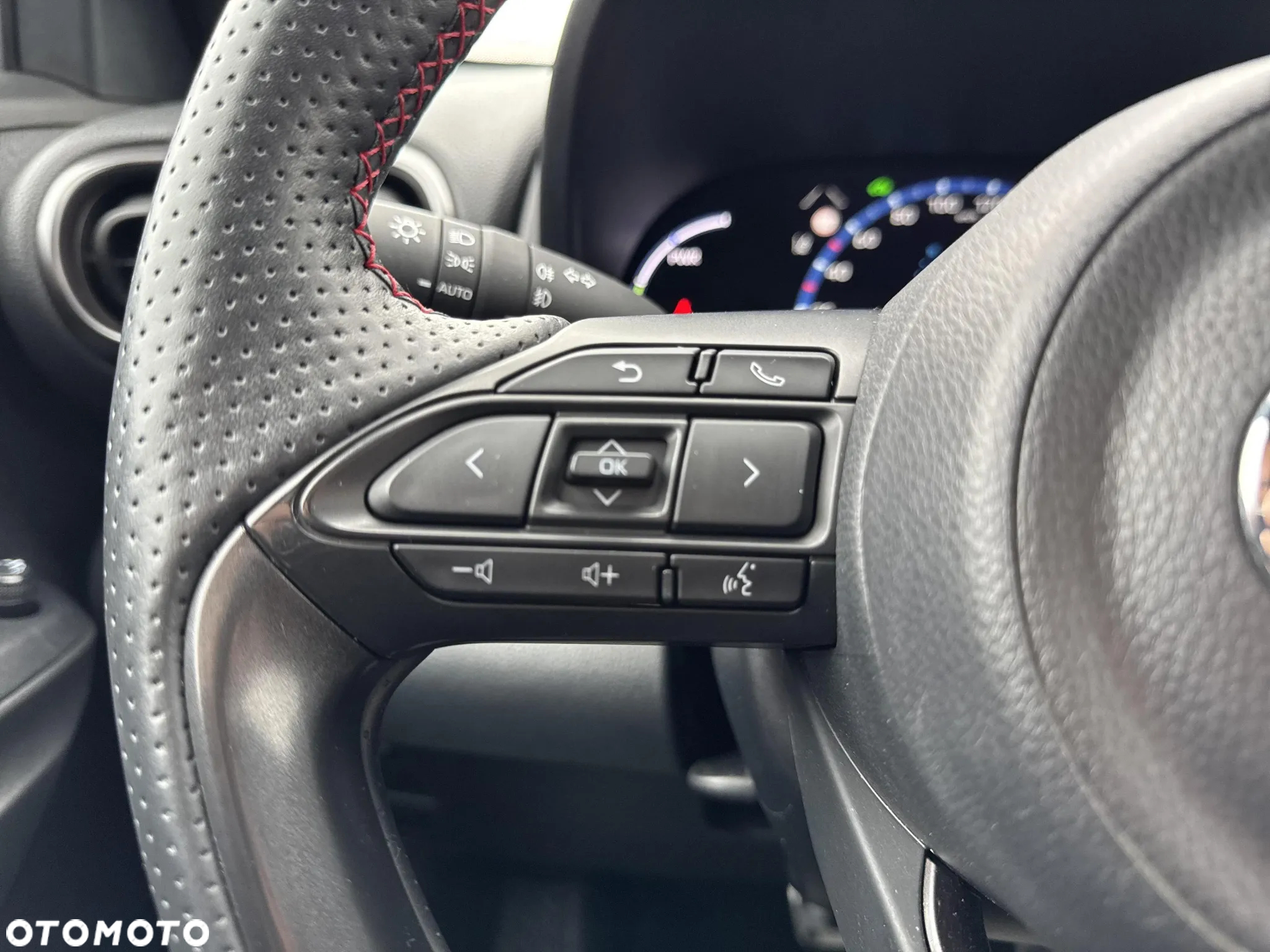Toyota Yaris Cross Hybrid 1.5 GR Sport - 20