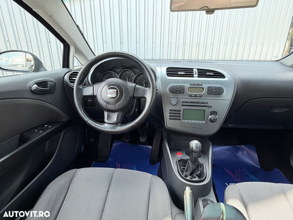 Seat Leon 2.0 TDI DPF Style - 7