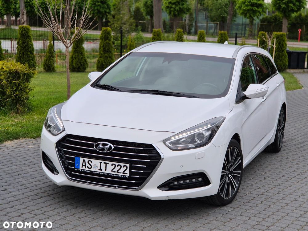 Hyundai i40 Kombi 1.7 CRDi DCT Premium - 18