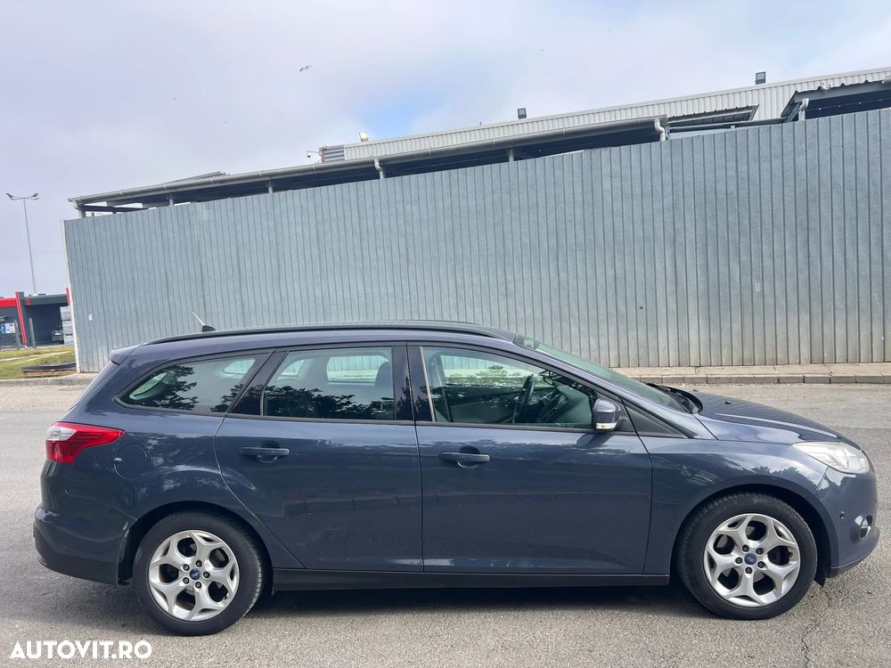 Ford Focus 1.6 TDCI DPF Titanium - 25